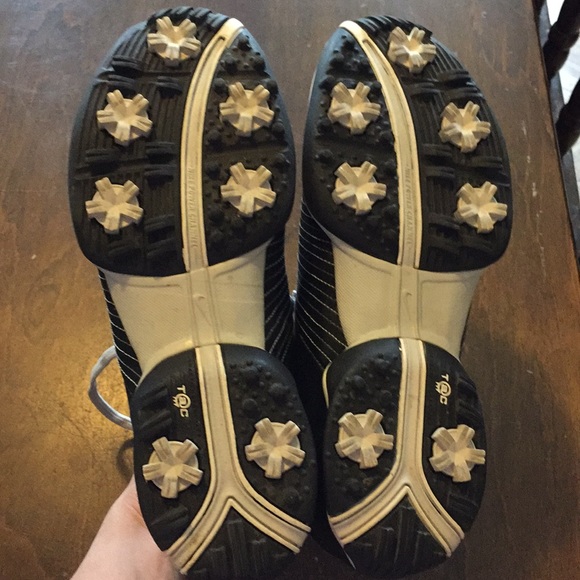 how to get free cleats from nike